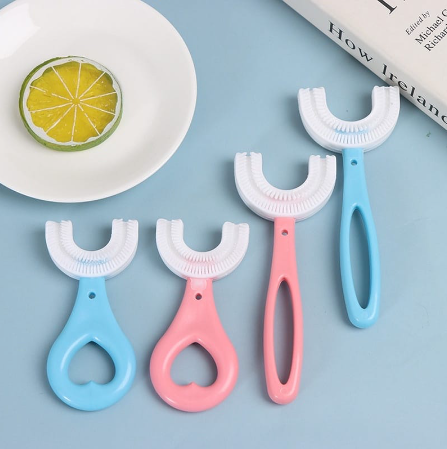 Kids’ 360° U-Shaped Soft Toothbrush – Gentle Full-Mouth Cleaning