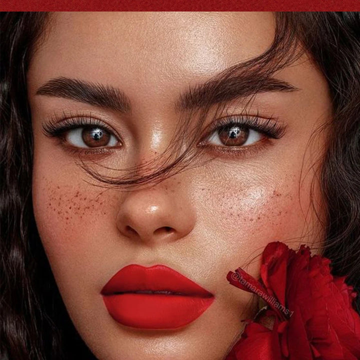 Lip-shaped lipstick seal Sip into makeup lazy blush lipstick Matte makeup effect Moisturizing lip gloss Waterproof non-stick cup
